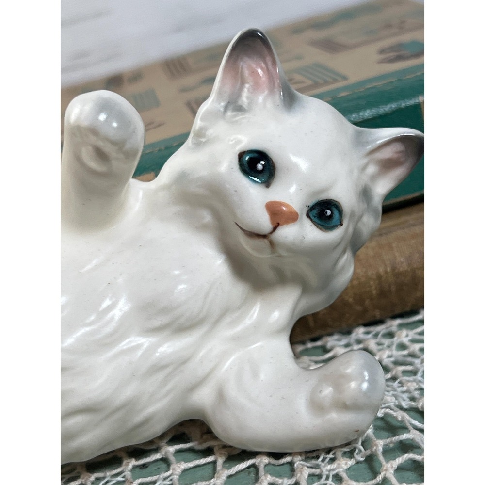Vintage Lefton Persian Cat Figurine